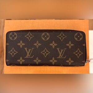 Authentic Louis Vuitton clemence wallet monogram/  rose ballerine.